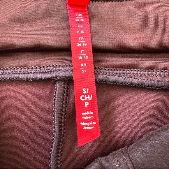 Spanx Faux Suede Leggings Dark Terracotta Size Small - Picture 7 of 8